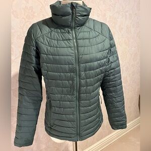 Women's Columbia Quilted Jacket w/ 2 exterior & 2 interior pockets- Green